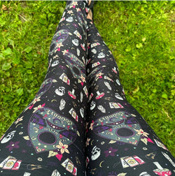 Tarot/Raven Skull Print Pocket Leggings